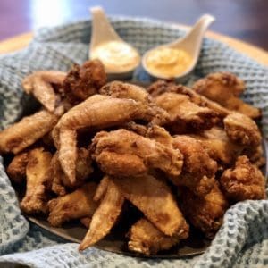 Fried crispy hot wings