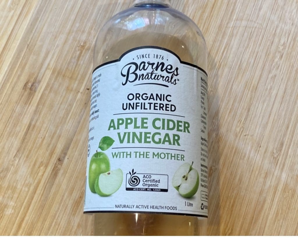 get rid of fruit flies apple cider vinegar