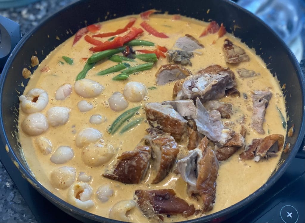 Duck curry hot sale with lychees