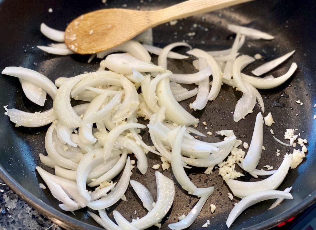 oil garlic and onions