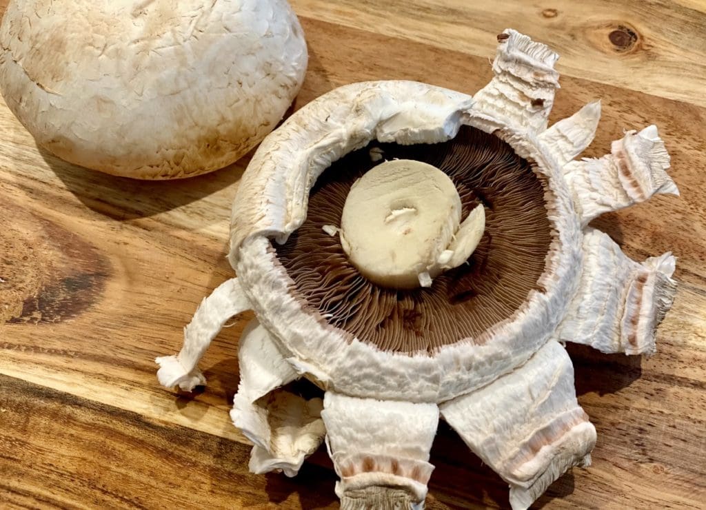 preparing portobello mushrooms