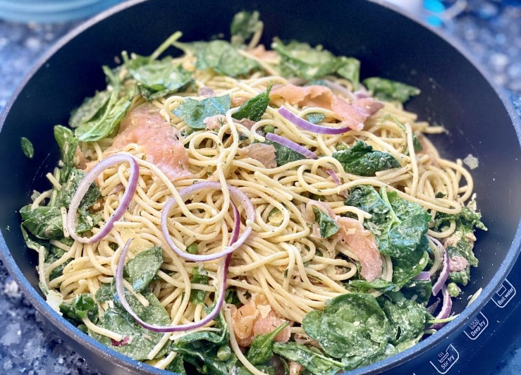 smoked salmon spaghetti