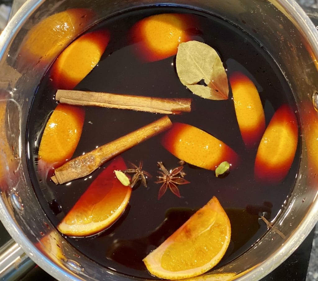 making mulled wine