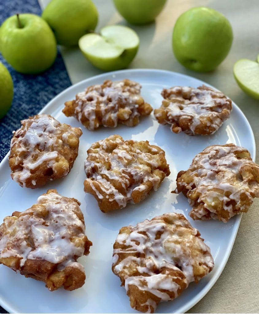 Easy apple fritters