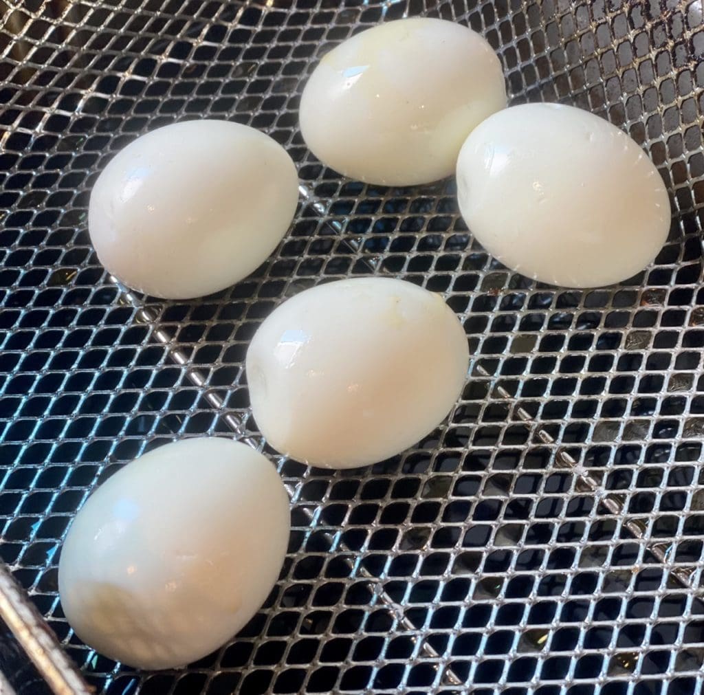frying the eggs