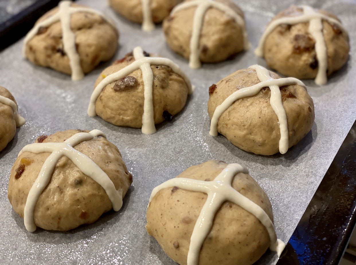 Easy Hot Cross Buns