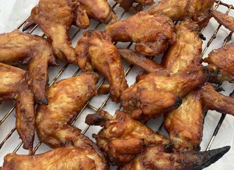 Spicy Sticky Chicken Wings