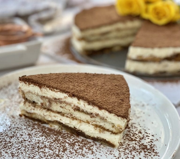 Easy Tiramisu Cake