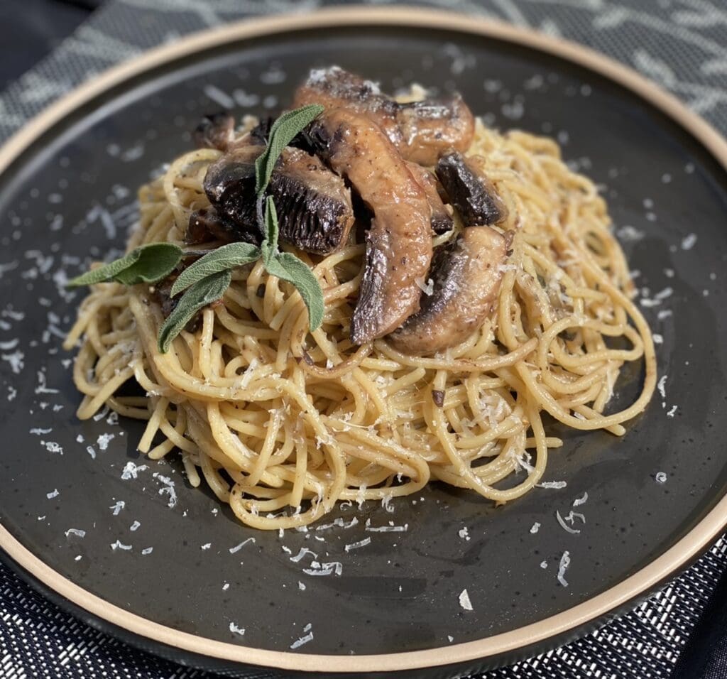 Cacio e Pepe with Mushrooms and Sage