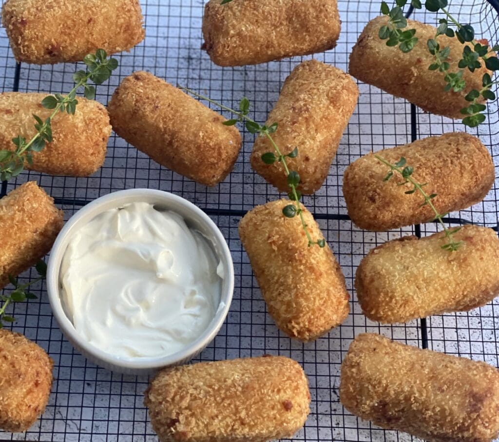 Cheese Croquettes with garlic and onion