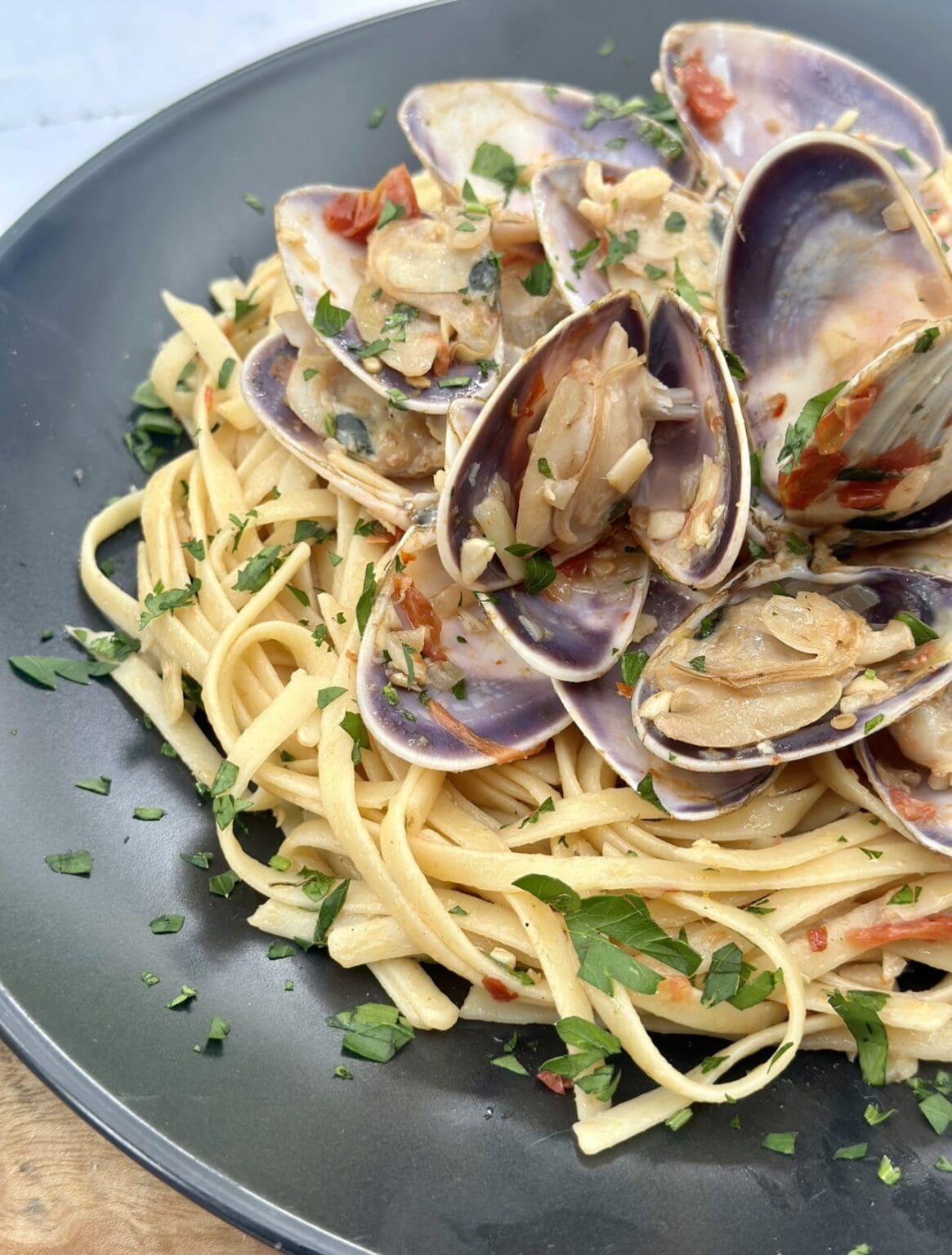 Clam Pasta (easy and so delicious) 3CatsFoodie