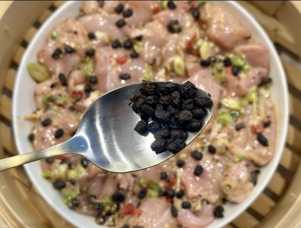 Steamed Black Bean Chicken