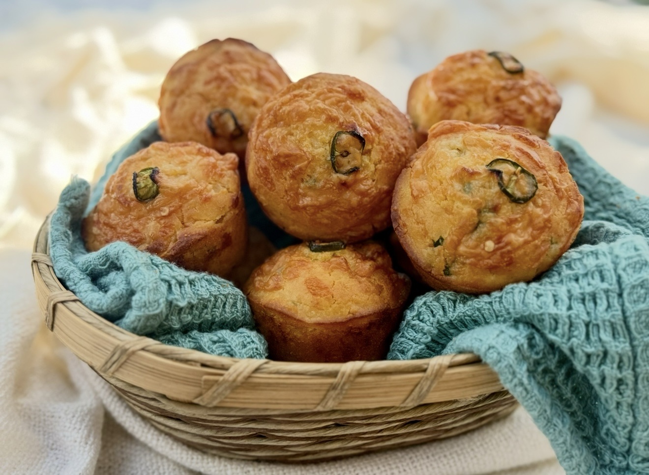 Cornbread Muffin with Jalapeño and Cheese