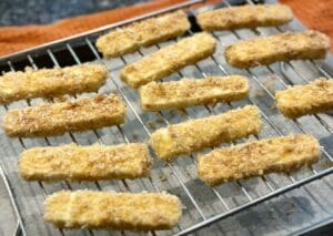 Halloumi fries