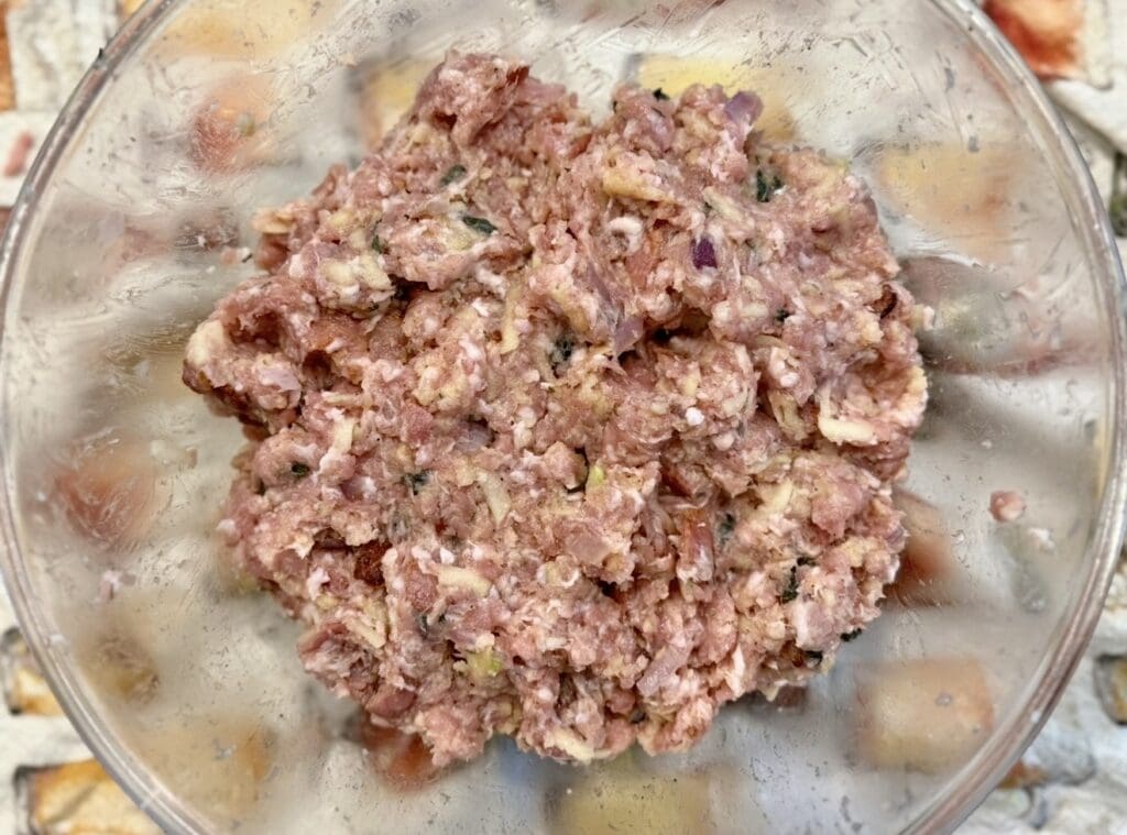 In a large bowl, the filling is nicely combined and ready.